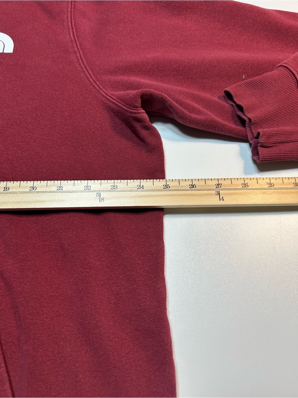 The North Face Red Pullover Hoodie White Embroidered Logo Kangaroo Pocket - Picture 5 of 6